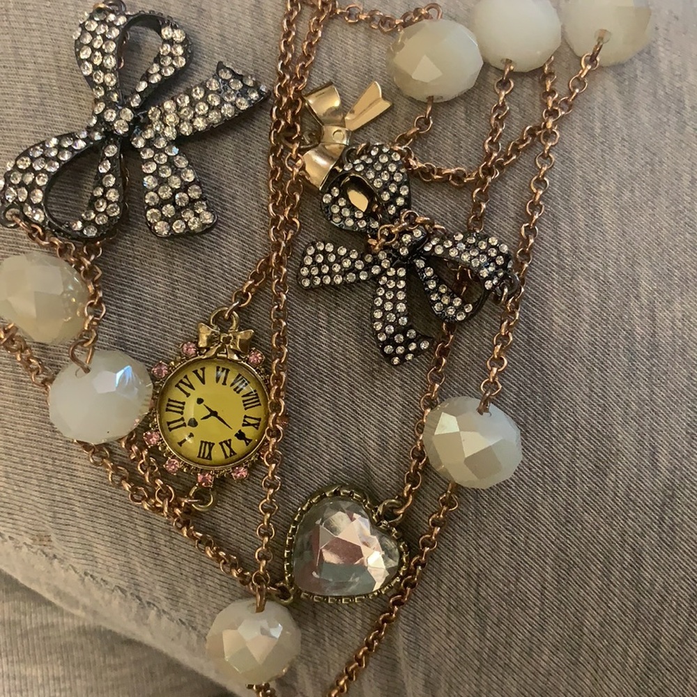 BETSEY JOHNSON THREE CHAIN Layered Necklace WITH CHARMS Clock watch - Picture 7 of 15